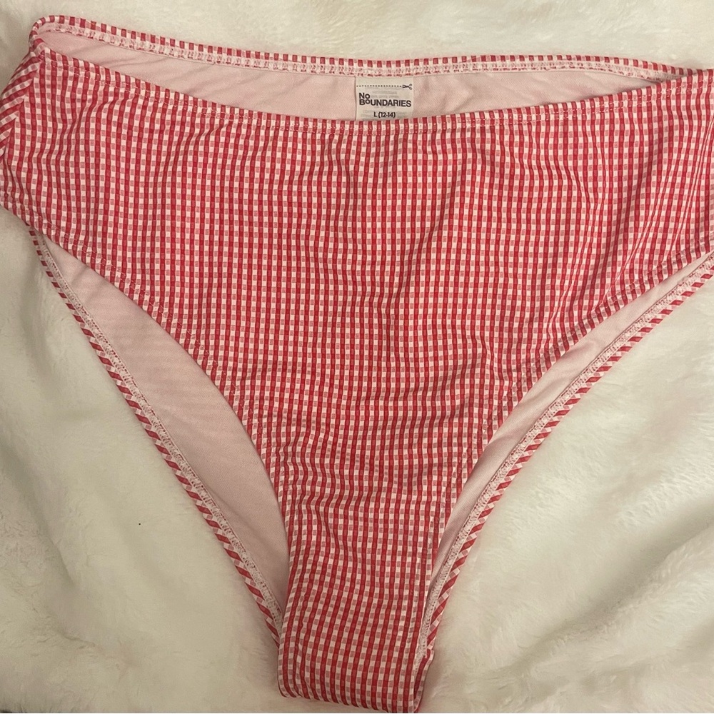 ❤️❤️No Boundaries Red and White Bikini Bottom - Picture 9 of 10
